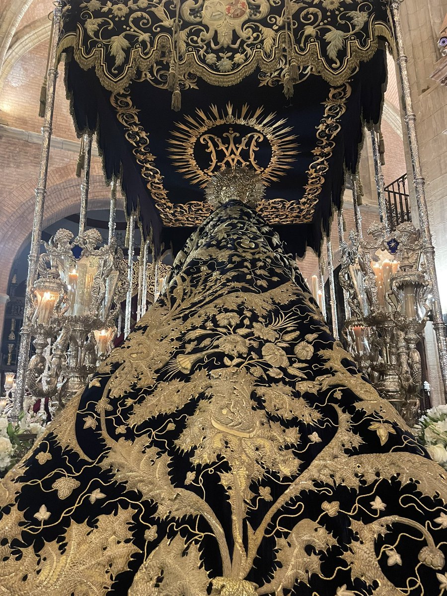 pp_rosado's tweet photo. Detalles de otras cofradías #MagnaCarmona https://t.co/6lMstEkWFz
