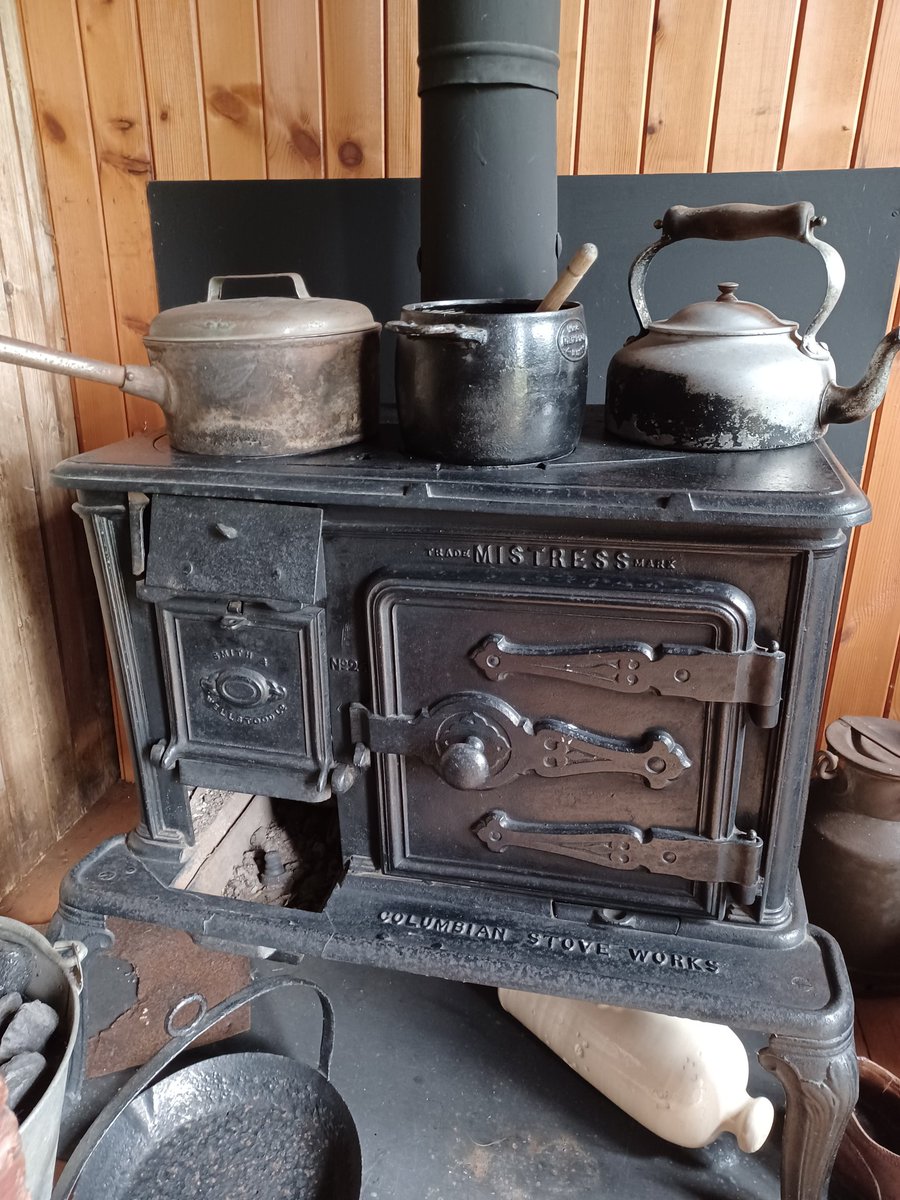 HighlandFolk's tweet photo. @sarahduce @HighlandHistory Hi Sarah, I just popped in and got some close ups for you, hope this helps identify it for you 😊 https://t.co/ajyvIZOaw7