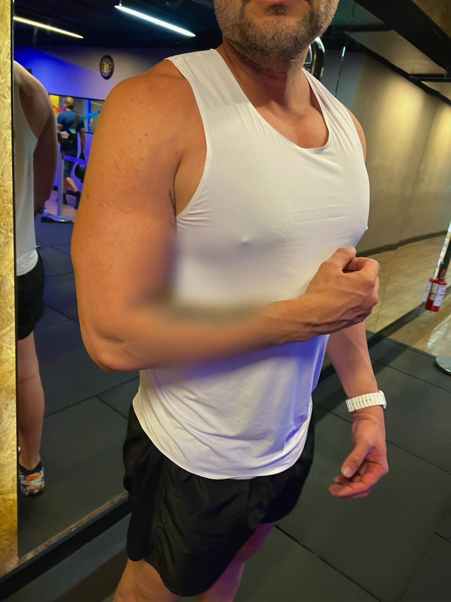 Domingo também é dia… 💪🏻💪🏻
Quem aí também curte treinar no domingo? 👋👋