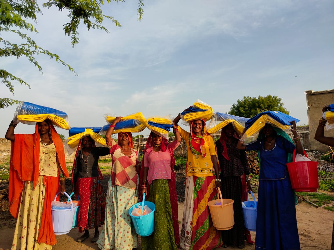 RSKSINDIA's tweet photo. Shelter kit Distribution Program!!!
RSKS team members organised Biparjoy Cyclone Humanitarian Relief Program in which shelter kits were distributed to the rural people. 75 people were benefited from this shelter kit.
#rsks #biparjoy #shelter #rural #ngo # rsksindia https://t.co/axHrsli2Uo