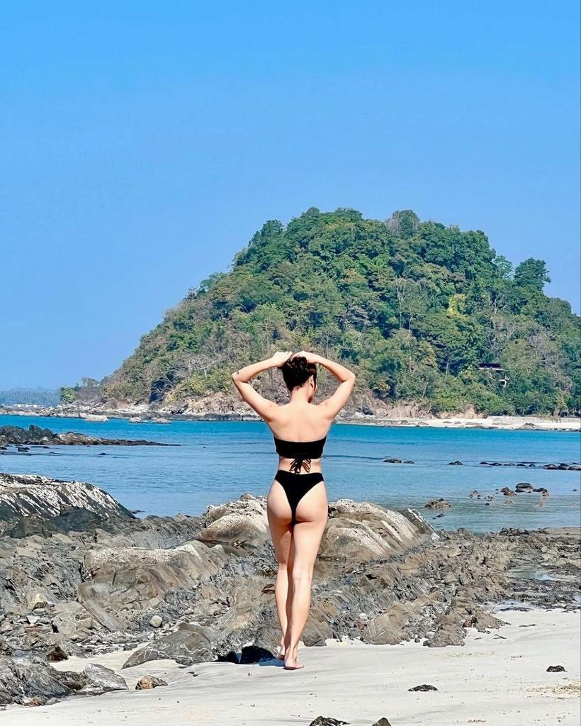 Danger24905910's tweet photo. Sea &amp; View🔥 https://t.co/tlToQwmrgm