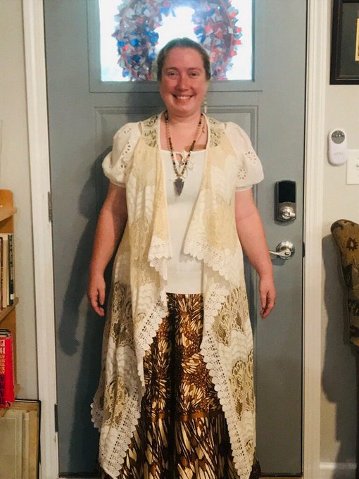 I got Church today! I&rsquo;m wearing this outfit. Do you like it? https://t.co/5kTpNhu2hq