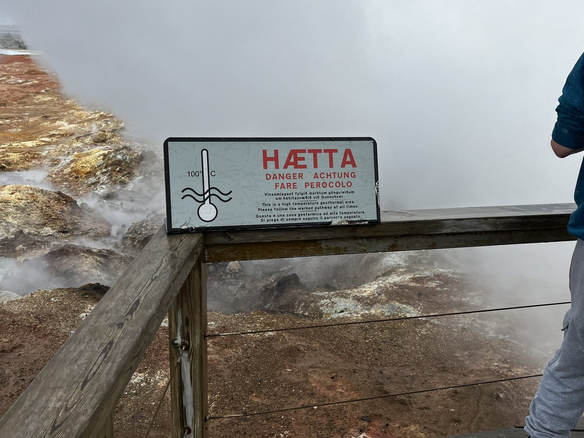 KesLichMaths's tweet photo. #hotsprings #KEVIIceland23 100°C https://t.co/SEDXUICYtE