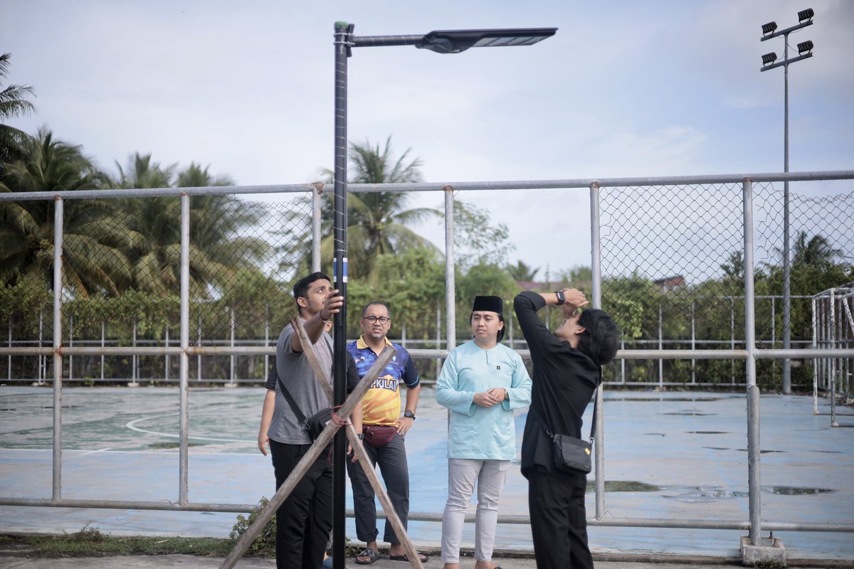 MadyasirAB's tweet photo. Hari ini seharian luangkan masa bersama rombongan pelajar UMP ke Program Mobiliti Kampung Tammalang, Thailand bermula 30 Jun hingga 4 Julai 2023. Ini tahun ke-7, UMP membuat program di Kampung ini sejak 2012.

[1/3] https://t.co/IwE09XNoPi