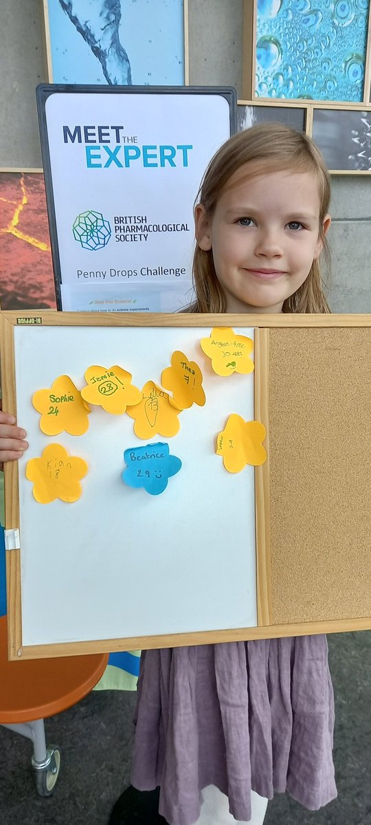 DorothyAidulis's tweet photo. It's all kicking off at #ScienceSafari! Come on down to #GlasgowSciCentre, we're here til 3pm with @BritPharmSoc! https://t.co/WDe9MeE2zK