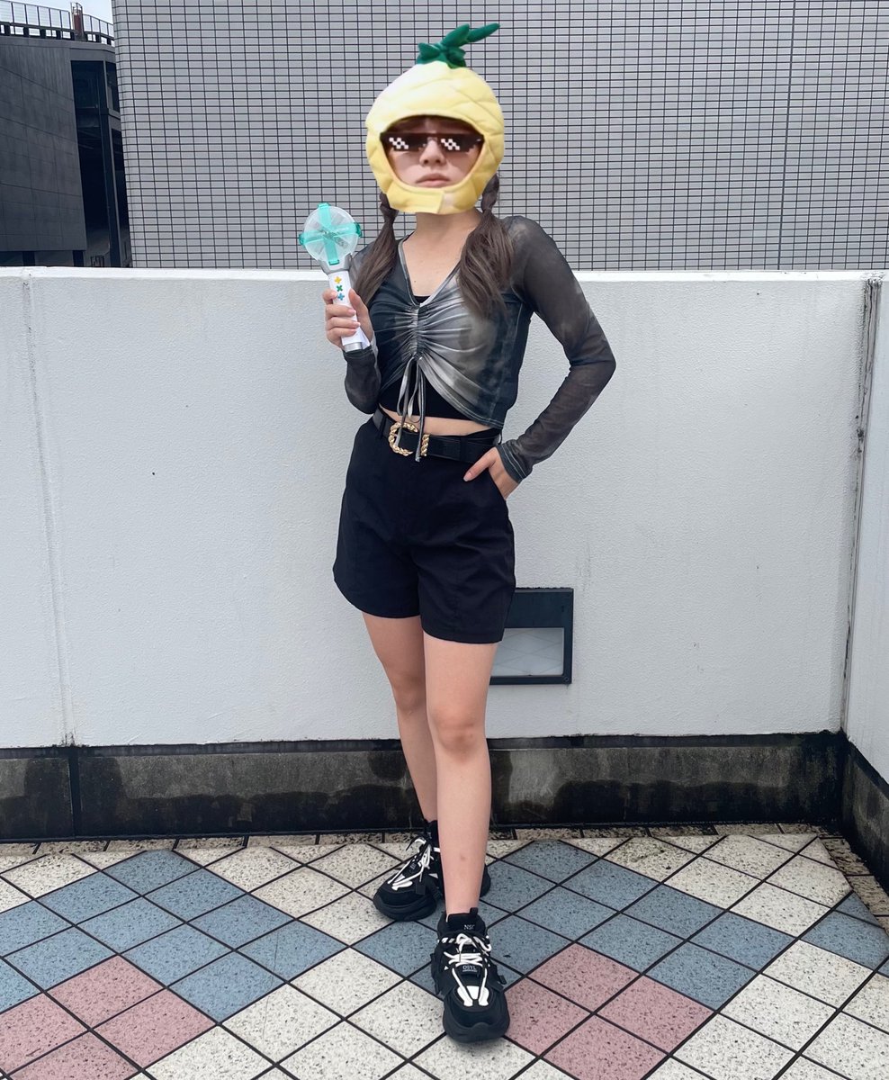 4ever_rainy's tweet photo. 2023.07.01
トゥバのワルツ追加公演＋初ドームツアーの初日にお邪魔してきました！
公演始まった瞬間めっちゃいい匂いしてたんだけど、それはなんと演出だったそう！！まじで参りましたよね
そしてMUSICDAYの生放送も被ってたからめちゃくちゃ掛け声頑張りました🔥
そのおかげで今声が酒焼け状態です😂 https://t.co/T2R41kqzUS