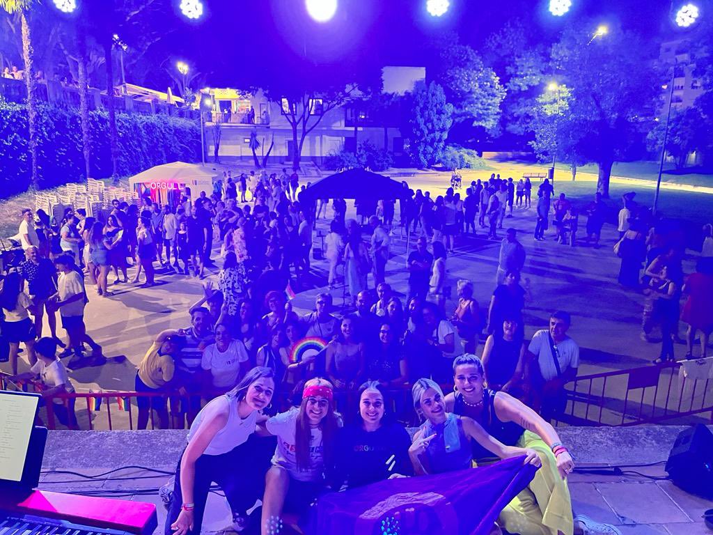 🏳️‍🌈Ressaca emocional després d’aquest Orgull LGTBIQ+ 2023 de Xàtiva, amb el qual hem sentit la calor del nostre veïnat!

♥️Moltes gràcies a totes les persones que s’han involucrat per fer-ho tot possible, així com a qui ha participat!

📸Deixem imatges de la Festa de l’Orgull.
