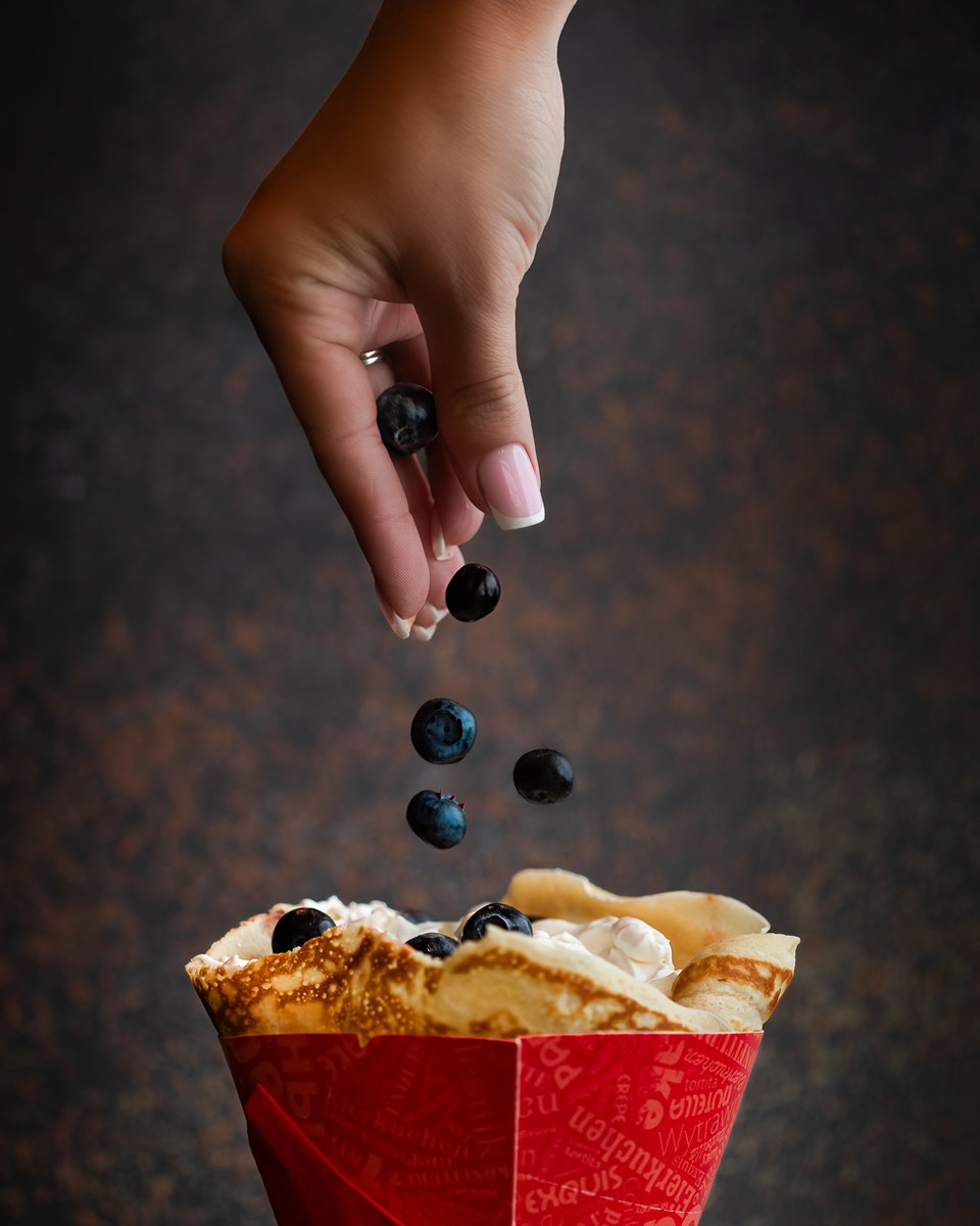 shvets_olena's tweet photo. I really enjoyed my sweet and tasty photo project for https://t.co/g5VZi1Fc3x, the hardworking family, beautiful Lena and Lada, For those who wants to taste: Lodz, Piotrkowska, 7 #commercialproject #protography #business #smallbusiness #workingprocess #ad #advertisement https://t.co/3cpXCDCAfg