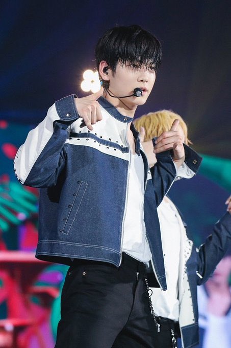 txt_sarangdan2's tweet photo. 230702 #투모로우바이투게더 일본콘서트 기사사진 모음 https://t.co/dj4GNvFKQI