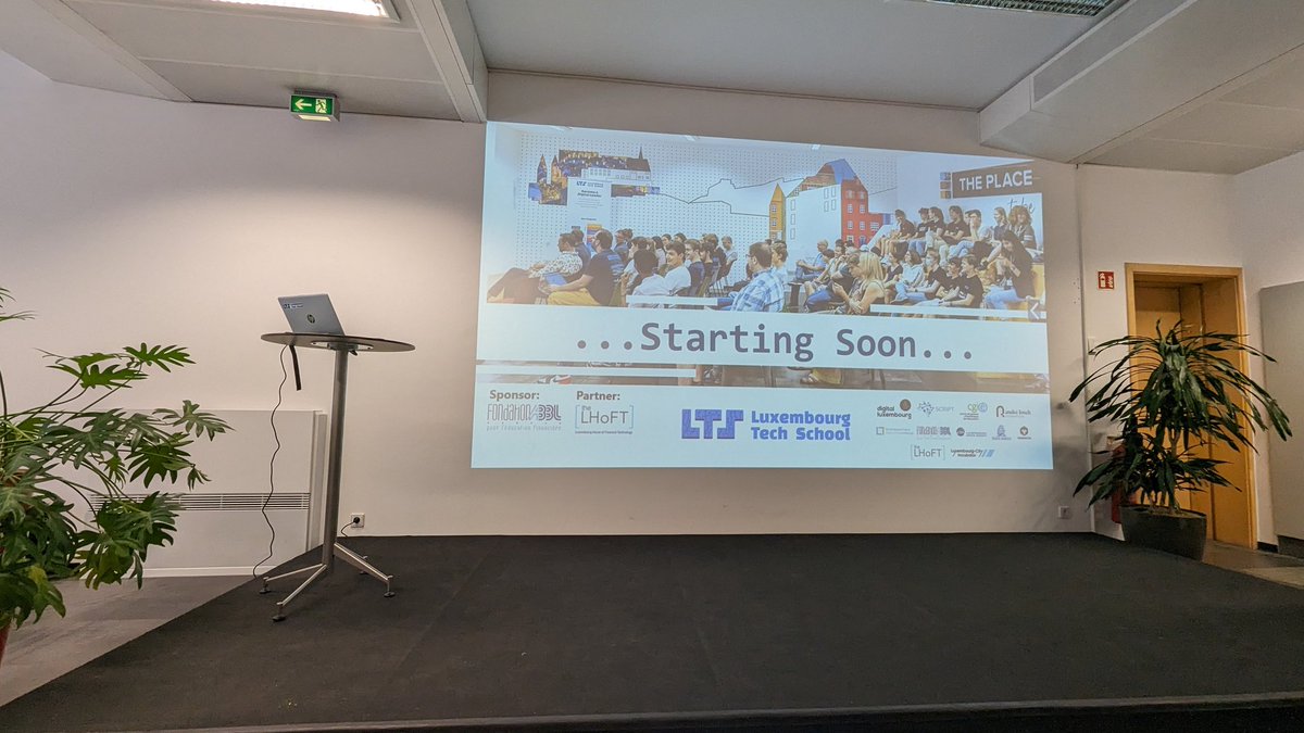 Ready to see the future of Digital Banks by the next generation of digital leaders #LTS !  #LuxembourgTechSchool #hackathon
