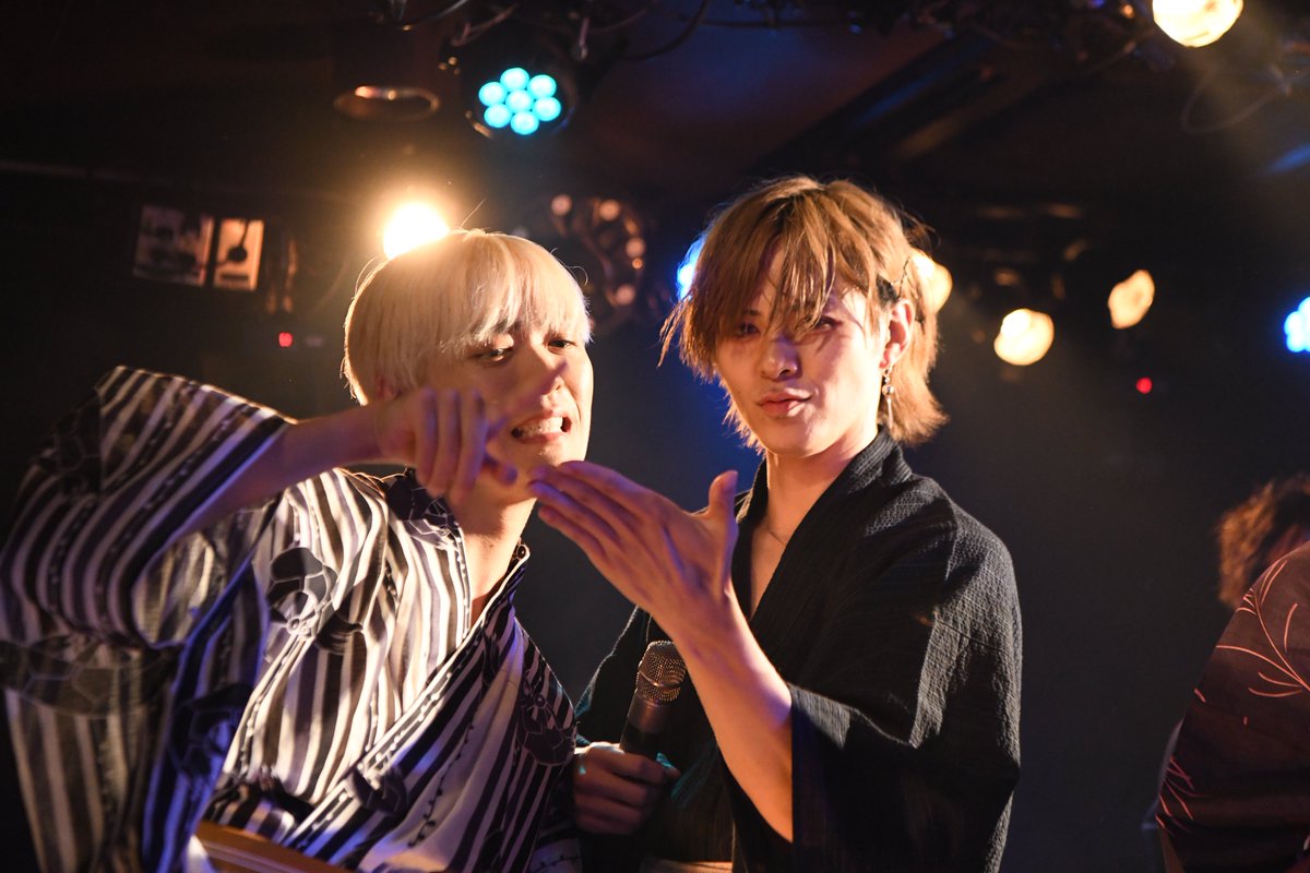 sisimaru_bitski's tweet photo. ユユ タロー

#BITFES
#新宿NINESPICES
#DATTE
#カメまる
#BITの写真 https://t.co/4z3Tix1ETq