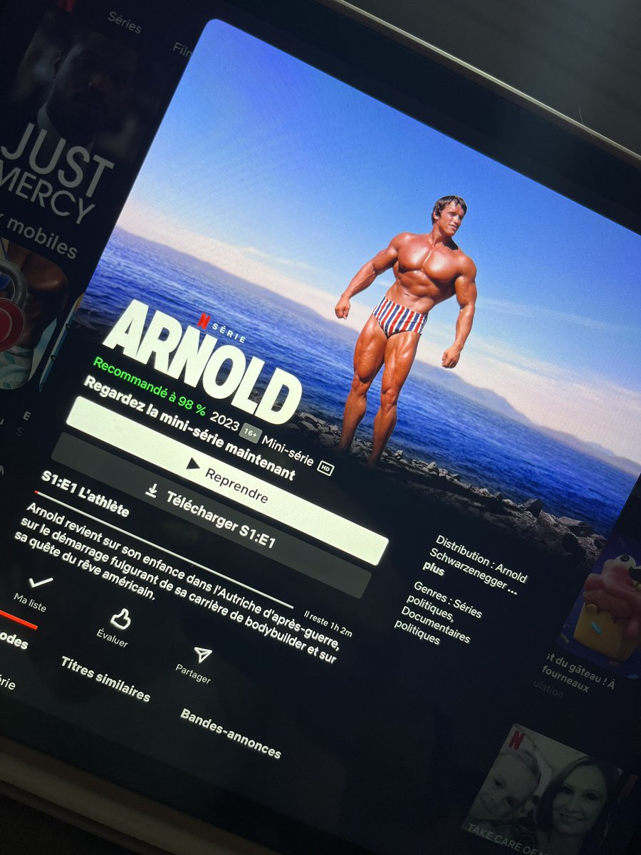 MAYAS15's tweet photo. ✨ Je viens de finir la série sur ARNOLD @Schwarzenegger sur @NetflixFR @netflix … une vraie simplicité, un grand cœur, des valeurs, de l’humilité… 🙏🏻🎥🍿❤️✨ #arnold #netflix #serie #biographie #body #bodybuilding #acteur #gouverneur #love #illbeback https://t.co/QAwDE11XW8