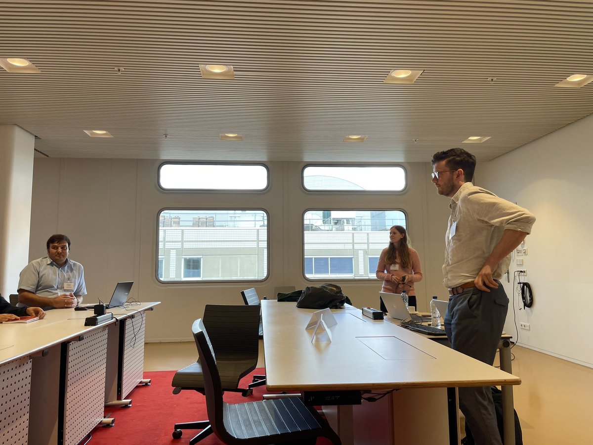 Jenna Reps and Ross Williams are illustrating how to identify suitable prediction models at the Patient Level Prediction (PLP) working group.

This is just one of the many activities and workshops previous to the #OHDSIEurope2023 symposium.

#OHDSI <a href="/OHDSI/">OHDSI</a> #RealWorldData