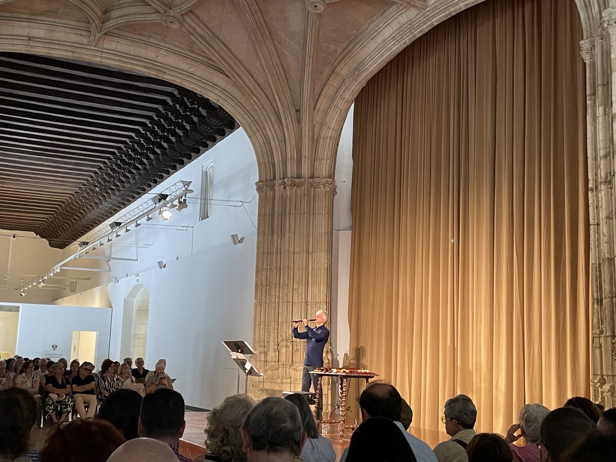 El flautista milanés #GiovanniAntonini  nos hizo un viaje increíble en la sesión matutina del duodécimo día ⁦@FestivalGranada⁩  y lo contaré en mi blog