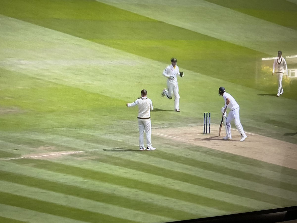 Stuart Broad is on one 😂😂😂