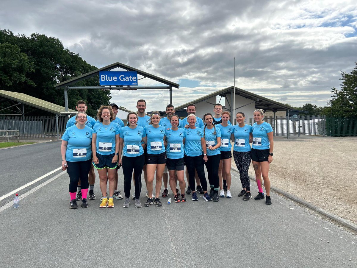 SportAshville's tweet image. Well done to @AshvilleCollege staff &amp;amp; pupil for running the Harrogate 10K this morning. Great effort from everyone. #run4rowan