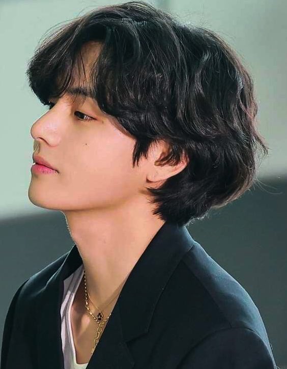 Taehyungimpact's tweet photo. Taehyung in

night mode 🌑                day mode ☀️ https://t.co/ZzAunZNpsT