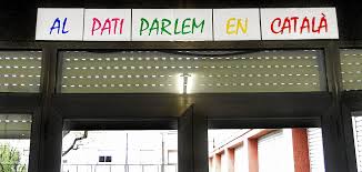 Rafaelarenasgar's tweet photo. El mundo según la alianza entre socialistas y nacionalistas (1/6):

1- En la escuela, un 25% de castellano y un 75% de catalán es un ataque intolerable al catalán; que el catalán sea la única lengua DE la escuela favorece el bilingüismo y la convivencia.

⬇️⬇️⬇️ https://t.co/A0wkD8VDRk