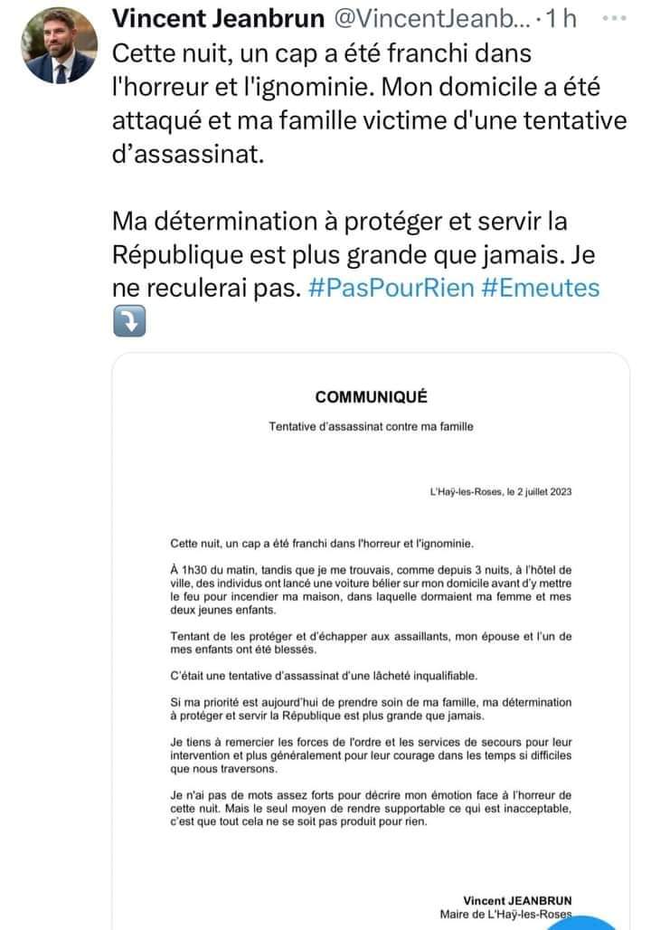 JeanManuelPere4's tweet photo. Tentative d'assassinat contre la famille du maire del'Hay-les-Roses #vincentjeanbrun  par une voiture bélier afin d'y mettre le feu à son domicile.Cet acte d'une indignité et d'une lâcheté absolues.Honte à ceux qui l'ontfait. Je soutien totalement  Vincent Jeanbrun et sa famille https://t.co/UDovdL9Bzc