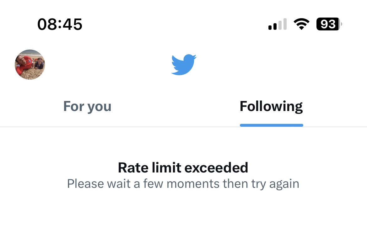 Why is this happening on Twitter? Can not see my feed. Very frustrating. <a href="/elonmusk/">Elon Musk</a>