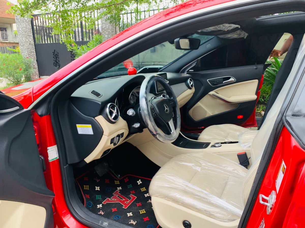 echidiimemotors's tweet photo. Ezeaku🪺🐐

Cute Neatly Registered ®️ 2015 Mercedes Benz CLA.
Price:₦9,700,000 
Free Delivering🚚service immediately after purchase.
Custom duty fully paid🛃.
Echidiime motors limited. 
Rc:1694472.
🔐Southechi https://t.co/cXD8wok9hw