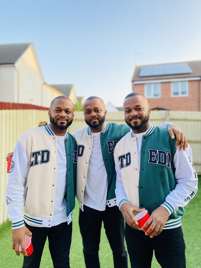 Rationaldboss's tweet photo. I just dey pity the girls wey dey date this triplets. 😩

cc
Emmanuel Macron
 GB Twitter Asari Dokubo 
 #FranceHasFallen https://t.co/obzu1mUg93
