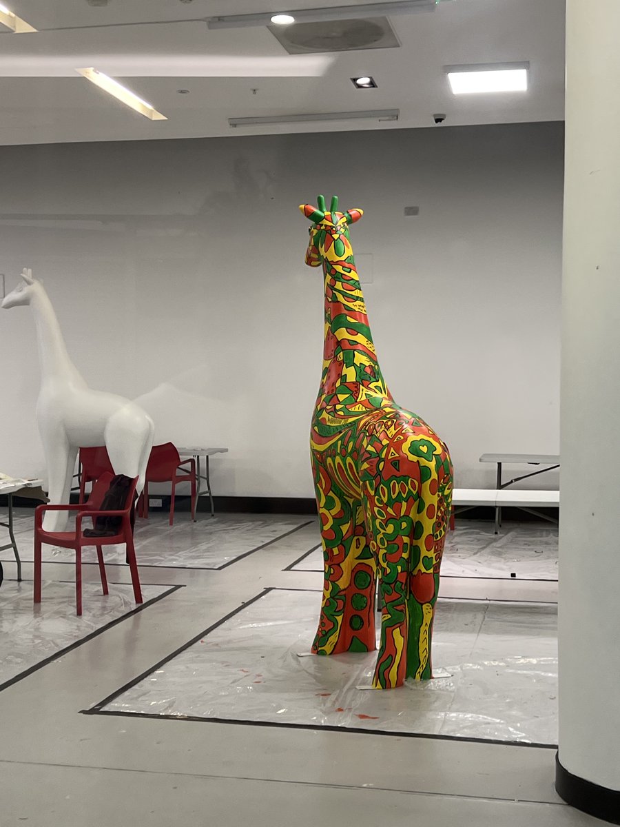 See the #CroydonStandsTall project at the Centrale Shopping Centre painting studio! 

Our students are working on their 8ft giraffe. We can't wait to see the final product. 🦒

Mark your calendars
 📅 21st August - 27th October. 

#arttrail #publicart #community #creativity