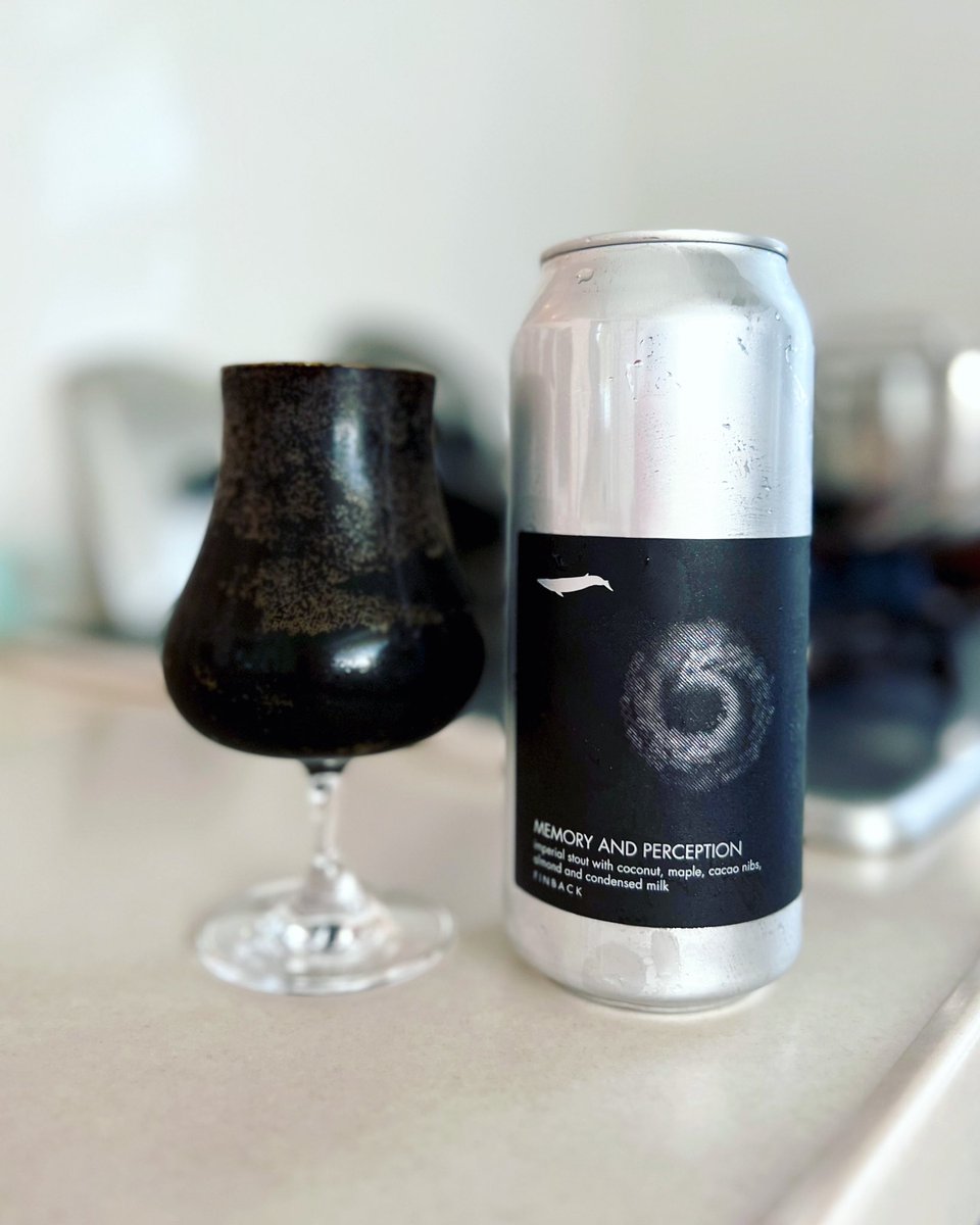 aijiroriine's tweet image. いつ買ったのかまるで記憶にありません、、、が！もちろん衝撃の美味しさ‼️ #Finback ✖️ #RootBranch #MemoryandPerception 😋個人的には冷えてる方が刺激的でした✨温度が上がるとぐっとメープルシロップが顔をだしますが、そこは好みですよね💘なくなるのがもったいない‼️

#フィンバック #ルーブラ