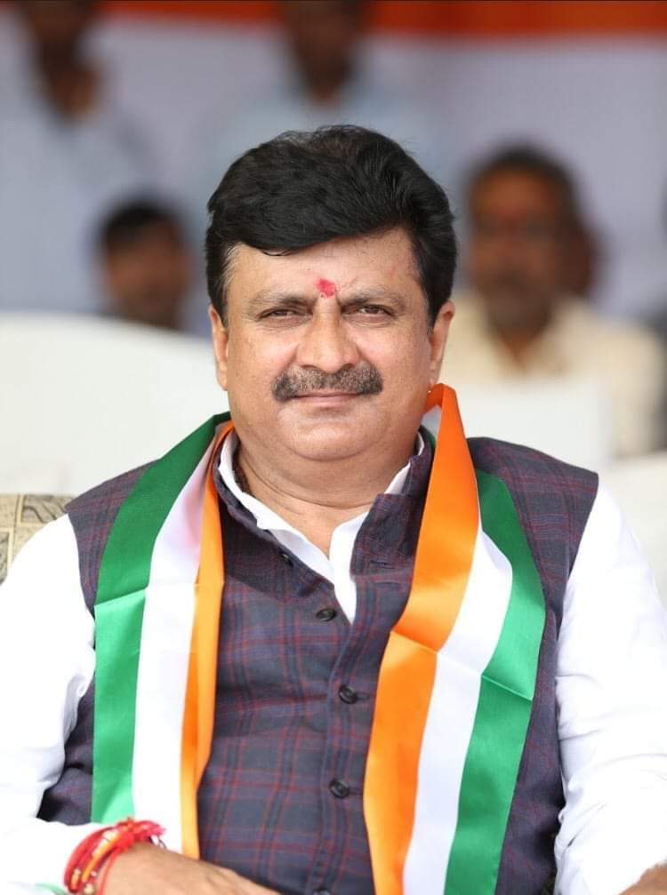 सतना जिले के यशस्वी सांसद आदरणीय श्री गणेश सिंह जी को जन्मदिन की हार्दिक बधाई एवं शुभकामनाएं।।
<a href="/GaneshSingh_in/">Ganesh Singh</a> <a href="/yogeshkumar4bjp/">Yogesh Kumar Tamrakar</a>