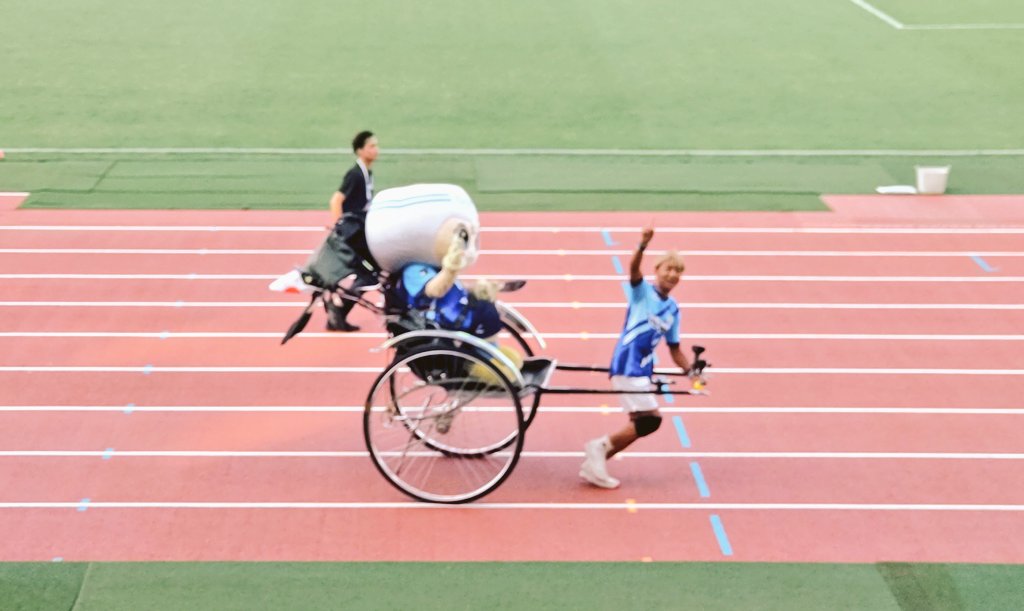 人力車でもう一周wアテンドしてる三宅さんがしんじゃうw