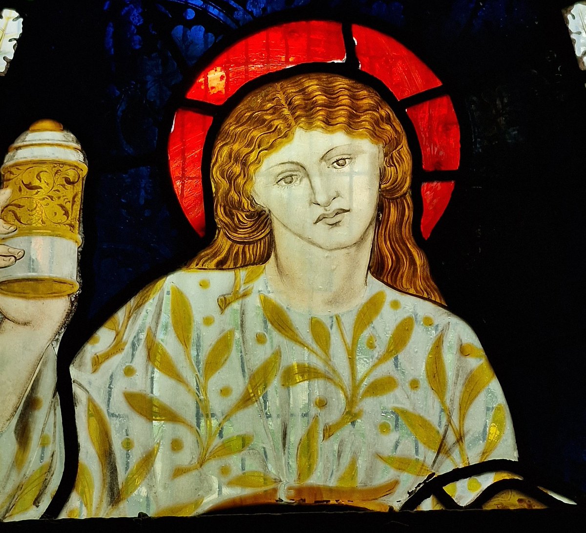 StroudStory's tweet photo. Just one of the many #PreRaphaelite windows in St Martin-on-the-Hill, Scarborough, #Yorkshire, by Edward Burne-Jones (central panel) and William Morris (t'other ones) for Morris, Marshall, Faulker &amp; Co., #StainedGlassSunday Find more below! https://t.co/jVLJHZ9N3E