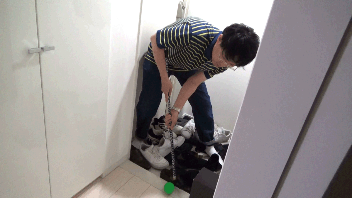 urokochaaaaaann's tweet photo. 今日から更新がんばりますっ！

友だちのおうちでゴルフ対決してみた https://t.co/6inPl0kt6j https://t.co/Pvxm6BZt8J