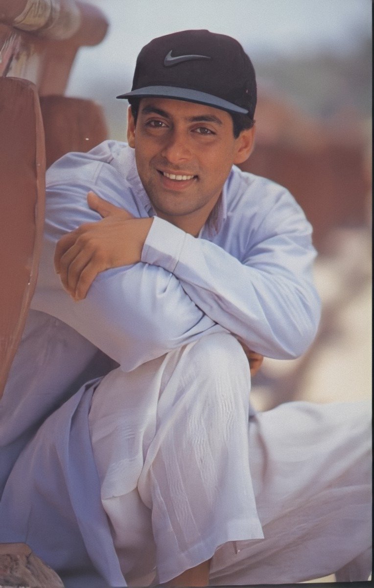 Iftykhan15's tweet photo. Mr Handsome #SalmanKhan https://t.co/QUfGWOQ5y3