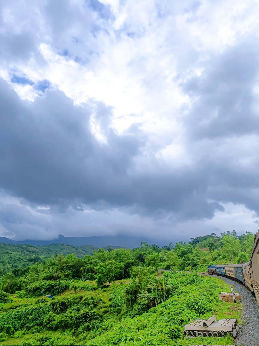 _anjan_das's tweet photo. Halflong, the headquarter of Dima hasao district is surrounded by various beautiful lakes and hill stations. #tourismindia #assam @TourismAssam https://t.co/UA78reJBMm