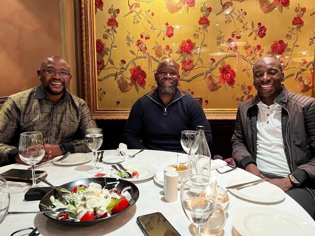 Beyond90Min's tweet photo. KOMPHELA TO SWALLOWS!
Swallows FC have appointed Steve Komphela as their new head coach.
Musa Nyatama and Ditheko Mototo will be his assistant coaches.
#DStvPrem | #Beyond90 https://t.co/lis1X6HtO3