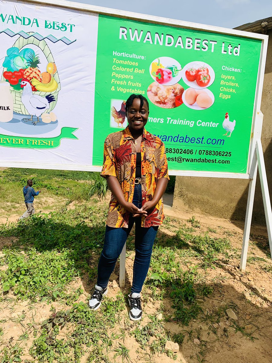 Nathan_faida's tweet photo. Yesterday, Farmer Consultant&amp;Agr. Extensionist @SangwaSifa , had an incredible farm visit at RWANDA BEST FARM which specializes in horticulture, poultry farming and has farmers training center.
It is located in Rulindo district, Bushoki and Tumba sector. #FarmingFirst https://t.co/aYPzvuBoVZ