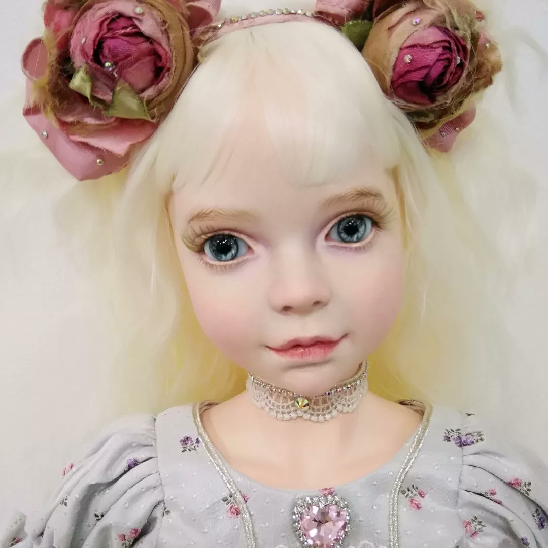 timeroman_doll's tweet photo. ■第2回  藤野美術館【煌めきと華やかな世界展】■

【En】さまの作品を 【Colette（コレット）】をご紹介しております。

詳細・ショッピングはこちら
https://t.co/DQ7D907Gny

#タイムロマン　#創作人形　#人形　#ドール　#創作ドール　#En https://t.co/wEqyXUBjhi