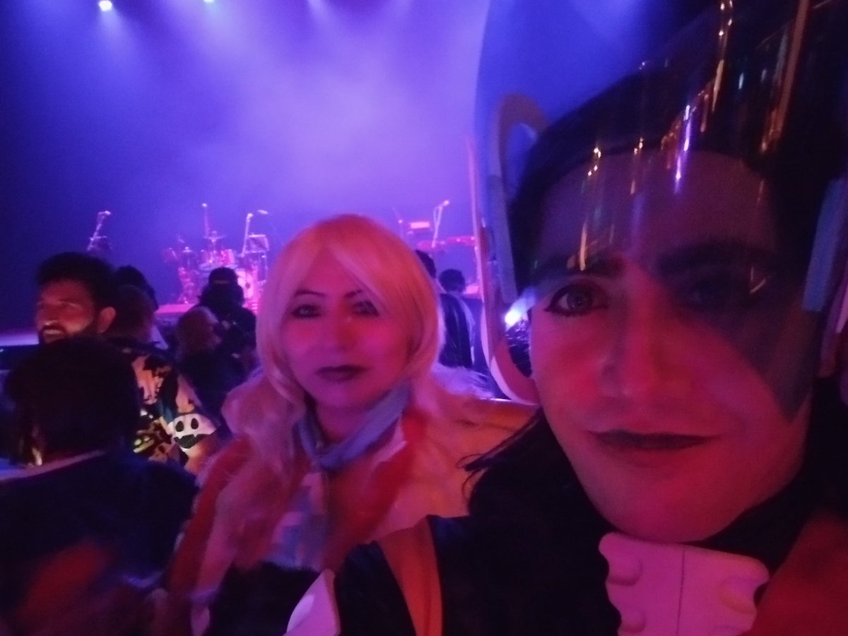 _okoshi's tweet photo. Traveling for so many hours was completely worth it. Thanks to everyone we met for the good time today and thanks @Atlus_West for such a great concert! #AtlusAx #AtlusFaithful https://t.co/XmmSpocCWy