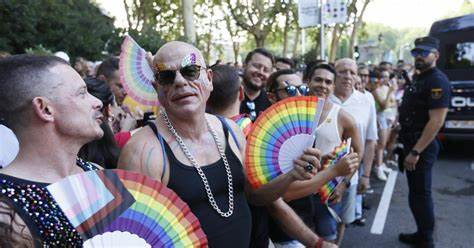 No exigen derechos... ya los tienen.
Exigen subvenciones.