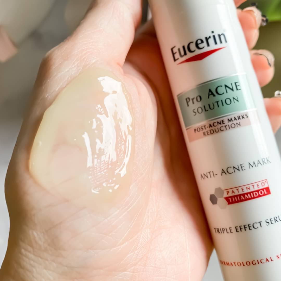 polypeelo's tweet photo. บอกต่อ!!ใครที่สิวขึ้นซ้ำๆมีรอยดำ #EucerinProAcne Anti Acne Mark Serum ตัวนี้ตอบโจทย์ ลดสิวและรอยสิวก็จางลง คุมมัน ลดการอุดตัน รอยแดงฝังลึกได้ดี รักชอบมาก 9/10 เลอ✨💕#จบทุกสิวด้วยโปรแอคเน่ เนื้อดีซึมไว ทาได้เช้าเย็น https://t.co/qQvpm0q4fZ