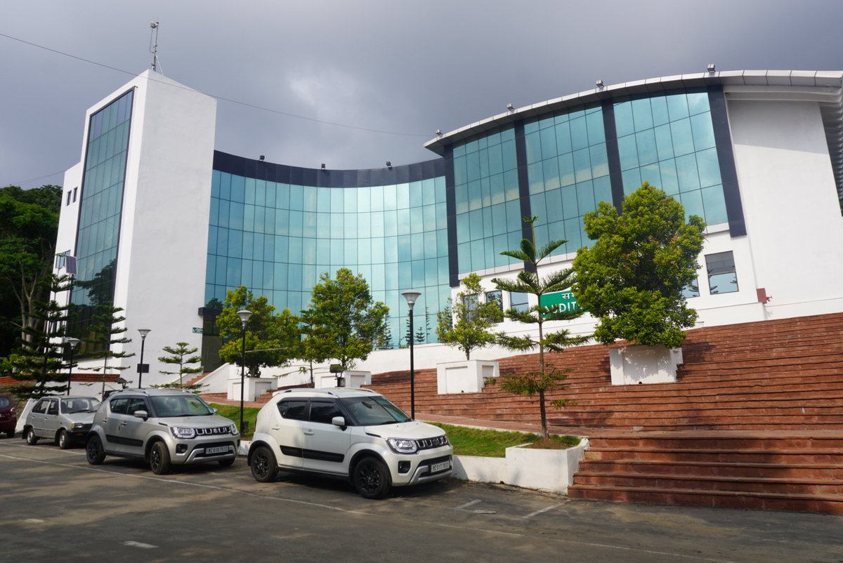 SWATI_BALIVADA's tweet photo. Happy 22nd Anniversary MizoramUniversity @mizoramuni @Mizoram_Tourism @MizoramGovernor @CMOMizoram https://t.co/bZ7g9iNbBw