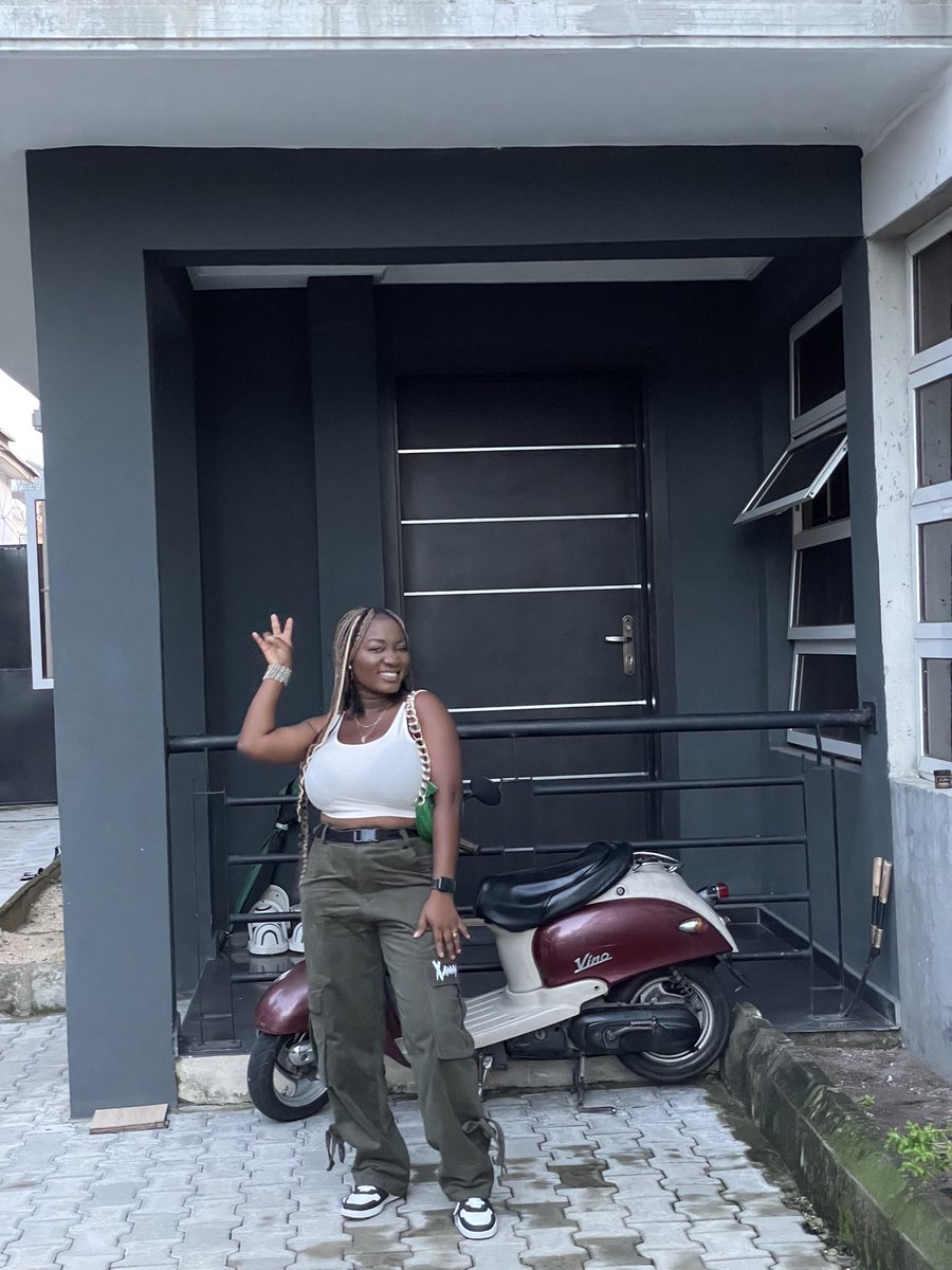 Ade_Sola_K's tweet photo. ✨ https://t.co/269QmkWAaw