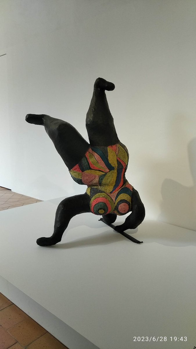 CostarmoRennes's tweet photo. Niki de Saint Phalle 😍 au @LeCouventRennes  
#ForeverSixties 
#NikiDeSaintPhalle 
#Rennes https://t.co/jIiFcTsPcl