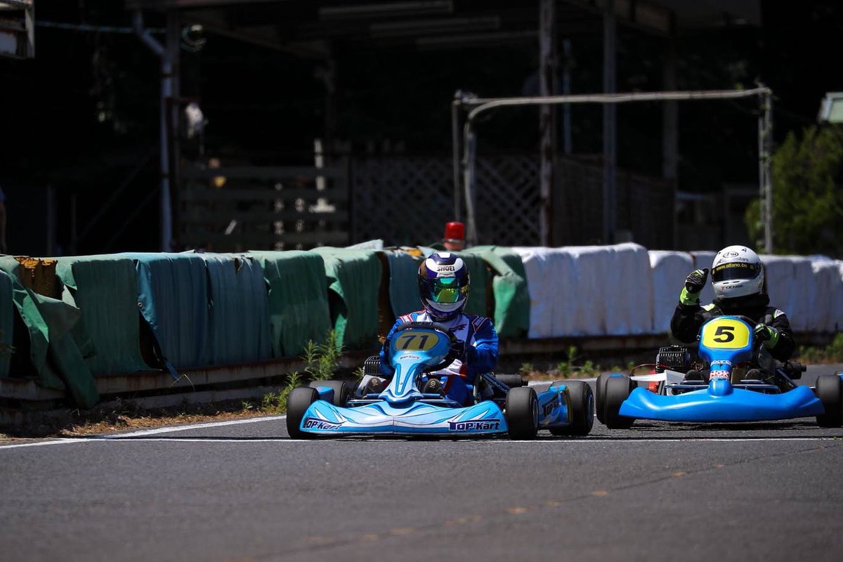 AzuAzu303's tweet photo. IMSP SPEEDGAMES ROUND.3参加された皆様お疲れ様でした。
本日のwinnerの皆様〜。
googleフォトにダイジェスト版をアップしました。
https://t.co/LzFW5isoLj
#IMSP #SPEEDGAMES #イタコモータースポーツパーク https://t.co/kWbgyrHKG9