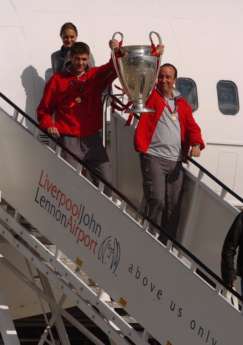 LPL_Airport's tweet photo. Rafael Benitez and Steven Gerrard bring Old Big Ears back to Liverpool, following a memorable night in Istanbul 18 years ago.
#LPL90 https://t.co/zVqweYaBjE