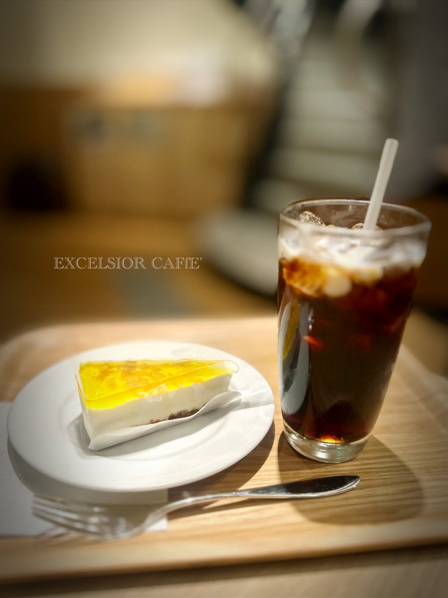 masato9335's tweet photo. ☕️EXCELSIOR COFFE’☕️
東京リベンジャーズ2観てからインディ・ジョーンズと運命のダイヤルまでの時間潰し。
レアチーズケーキの上のハチミツレモン🍯🍋のゼリーが美味しい😋
#渋谷 #道玄坂 #EXCELSIORCOFFEE #レアチーズケーキ https://t.co/9re987Ce7g