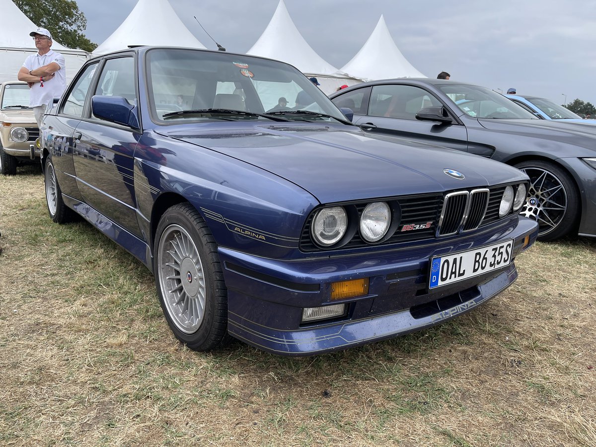 nayf_cars's tweet photo. Holy grail https://t.co/9P6TLV3LUC