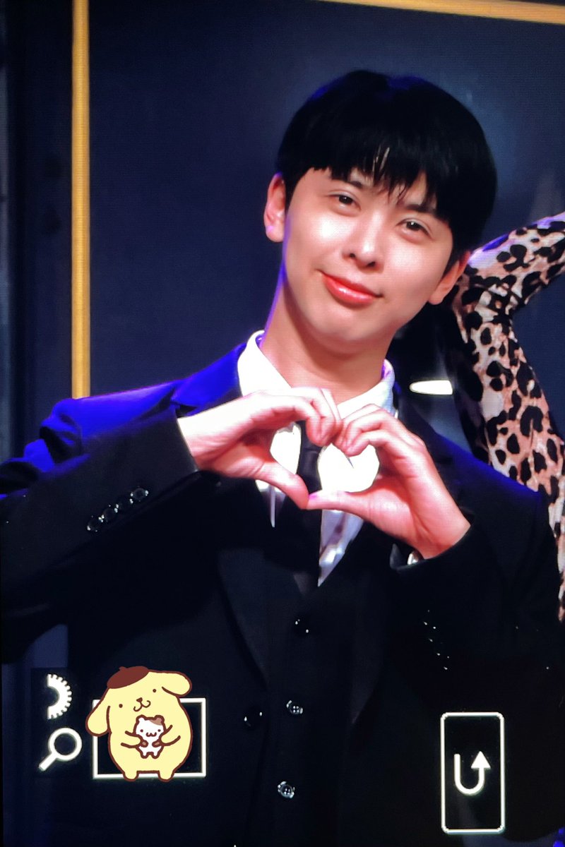 19950210com's tweet photo. 태웅쓰 막공까지 수고 많았어~ 🎉
짱 잘했어요👍🏻💐
#태웅 #유태웅 #TaeWoong #テウン #泰雄 https://t.co/UwiRoHjyVi