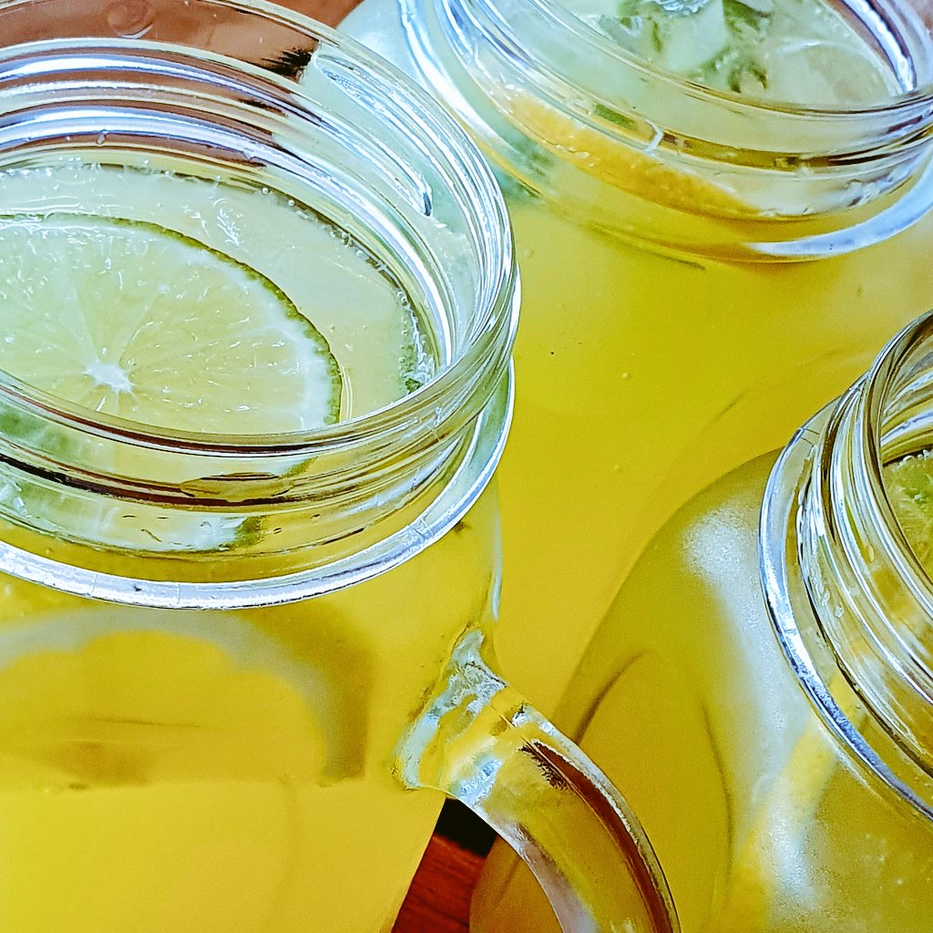 iekaradag's tweet photo. #Limonata🍋 #RealLemonade🍋 https://t.co/qND9Nx6w1Z