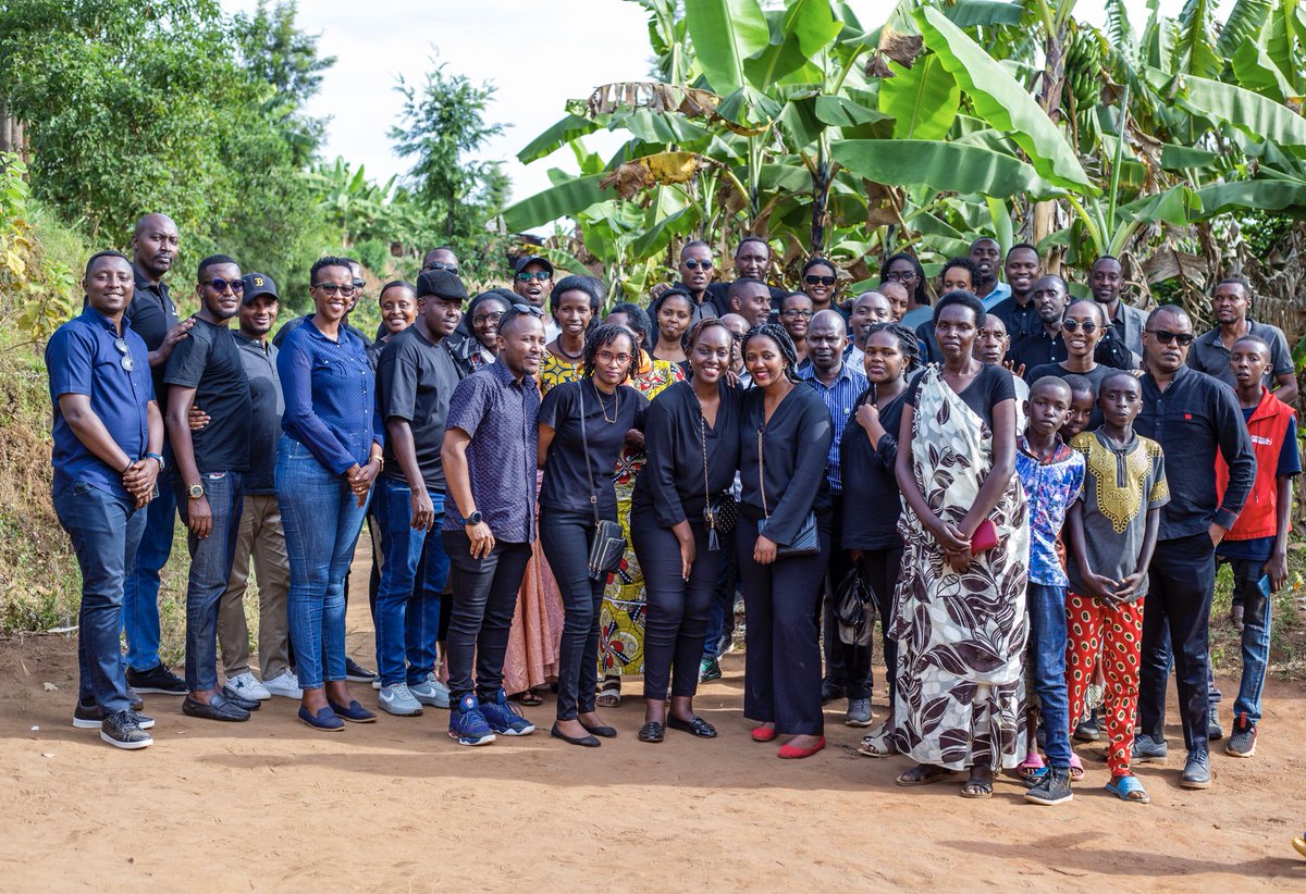 On the occasion, <a href="/Inkindi_Family/">INKINDI FAMILY-GAERG</a> also gave a cow to Clarisse Musabwasoni, a Genocide survivor residing in Kamonyi village, Nkingo Cell, Gacurabwenge Sector, <a href="/Kamonyi/">Kamonyi District</a> District. #InkindiTuribuka #Kwibuka29 3/3